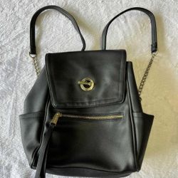 Juicy Couture Near New, Black Backpack/Purse Very Cute