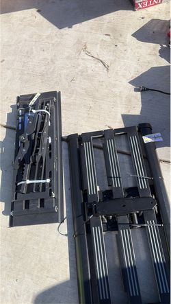 2 Full motion tv wall mounts $30 each