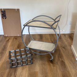 Beverage rack with wine Holder 