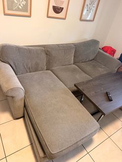 Mueble tipo L con mesita incluida