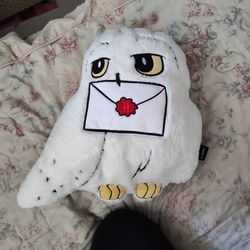 Hedwig Harry Potter Owl Plushie / Pillow 