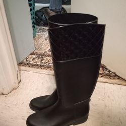 Women's Sz 9 Rain boots 