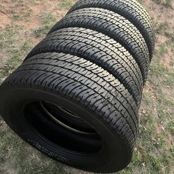 275/65R20 Michelin Tire Set of 4