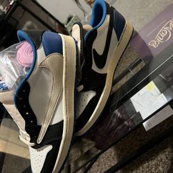 Jordan 1 Travis Scott Low 