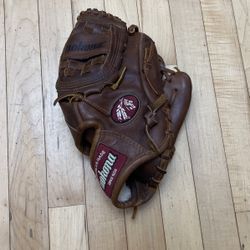 Nokona Glove