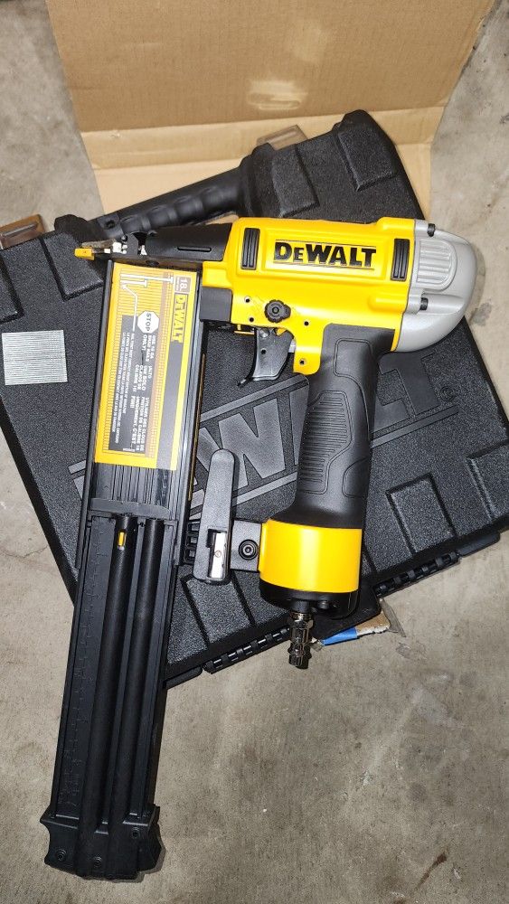 18 Gauge Pneumatic Brad Nailer