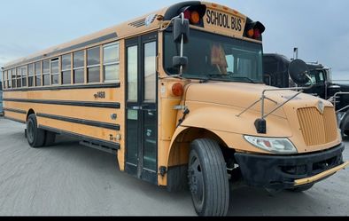 2011 International school bus schoolie rv mobile home,start and drive,new starter,new oil,not air brakes,Colorado clean bus title