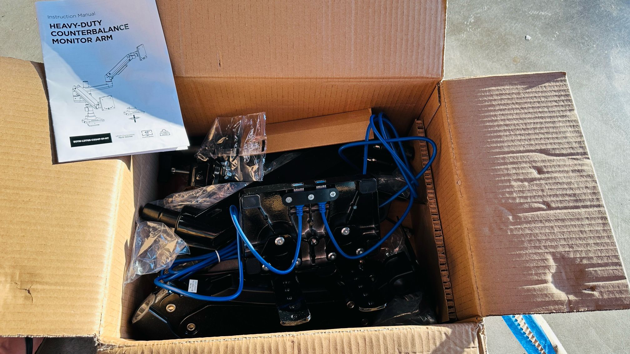 Huanuo Heavy Duty Dual Monitor Arms