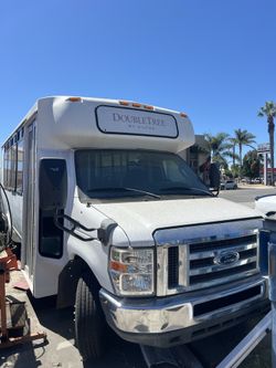 2012 Ford E-450