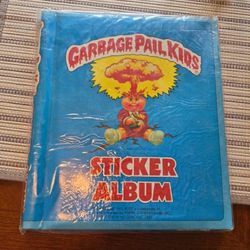 1985 Garbage pale kids collection 