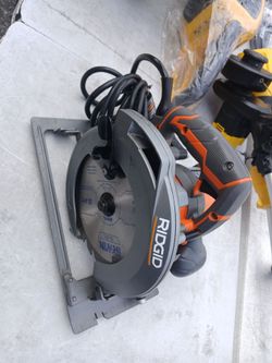 Maquina ridgid de Luz de 7 un curto