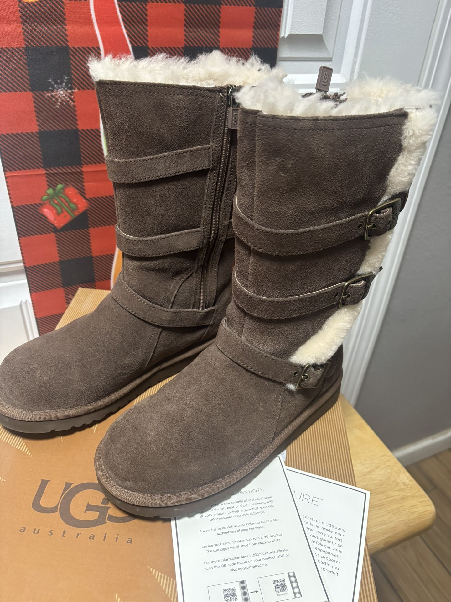 Authentic UGG K Maddi boots
