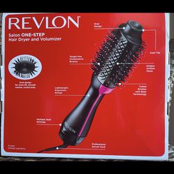 Revlon Salon One-Step Hair Dryer and Volumizer Hot Air Brush