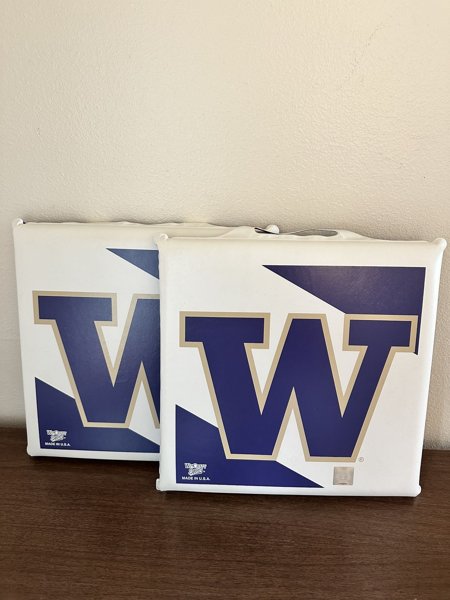 Washington Huskies Seat Cushions 