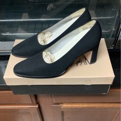 Ladies Sz 7m Drs Blk High Heels 