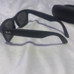 Meta RayBand Glasses