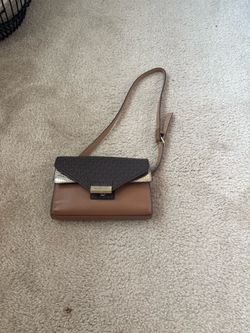 Michael kors Fanny pack. #michaelkors #fannypack
