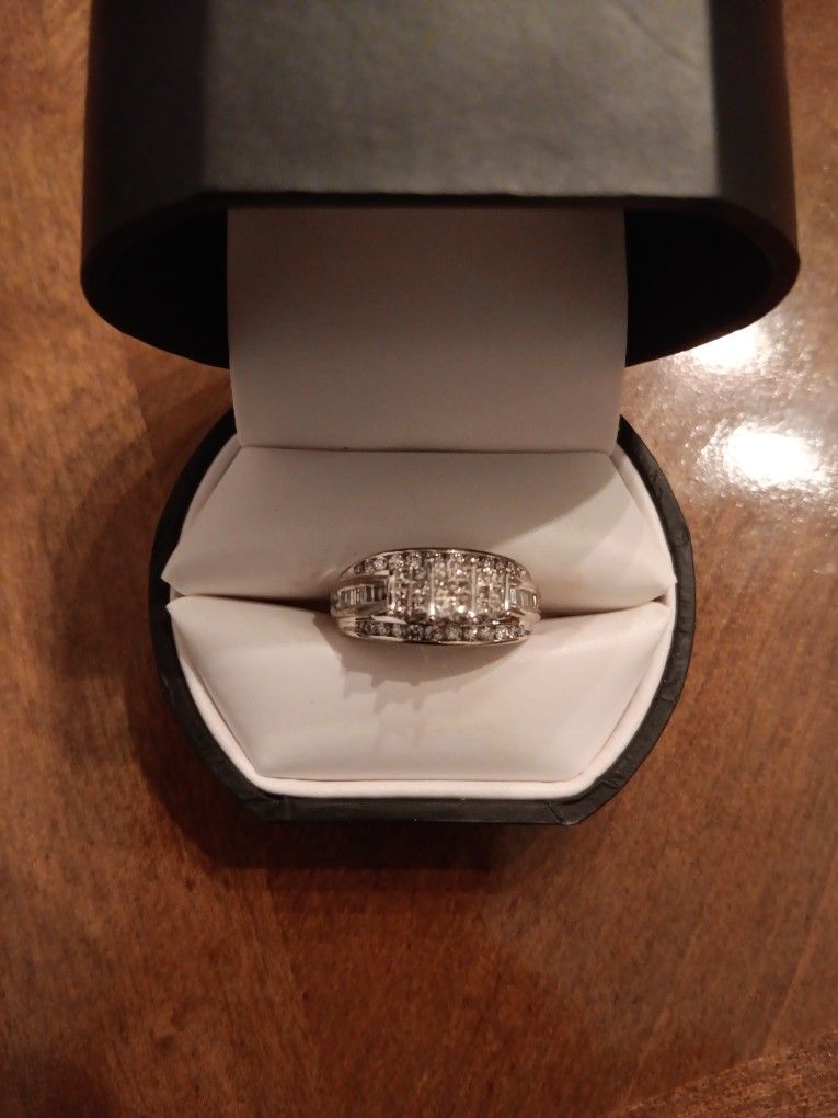 1 Karat White Gold Wedding Ring