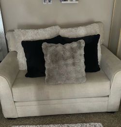 COUCH FOR FREE