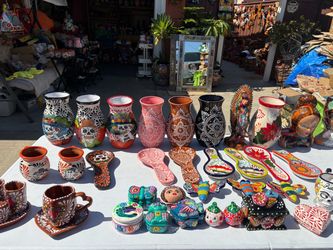 Macetas de Talavera y Decoraciónes,diferentes diseños y diferentes $$precios .