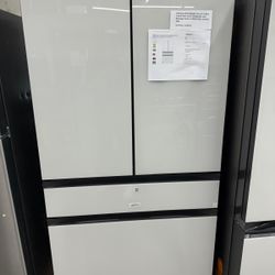 BESPOKE REFRIGERATOR 36“ Wide