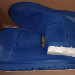 UGG Mini Exotic Scales