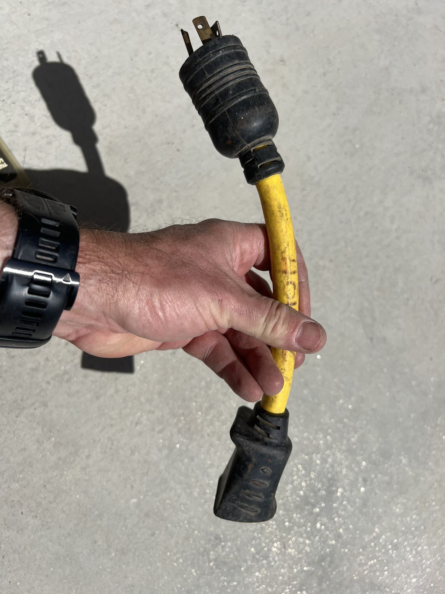 Twist Lock To Regular Pigtail