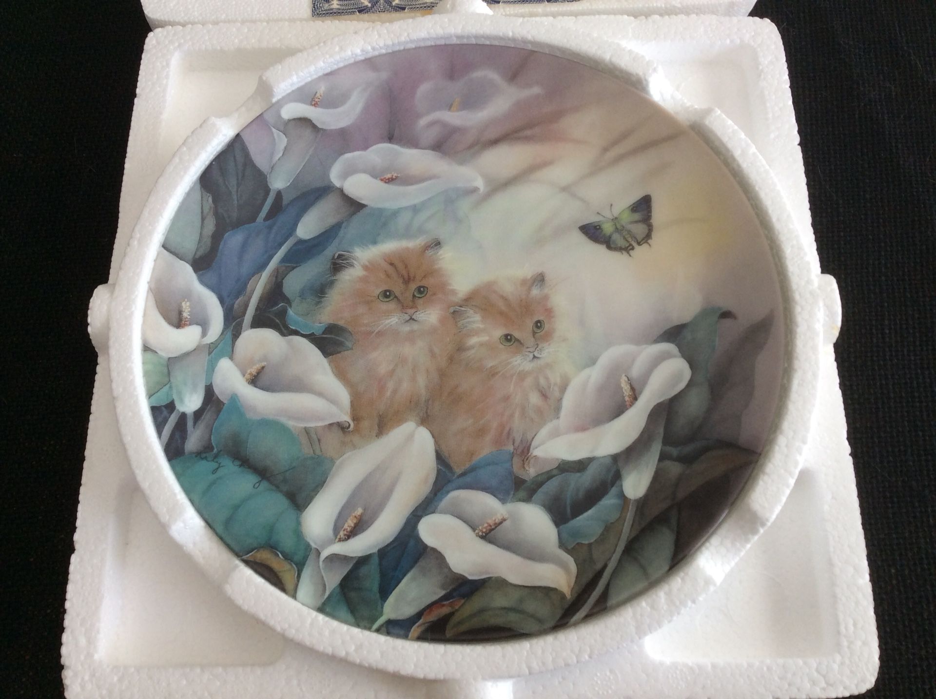 W.S. GEORGE “Alluring Lilies” Fine Porcelain Cat collectors plate