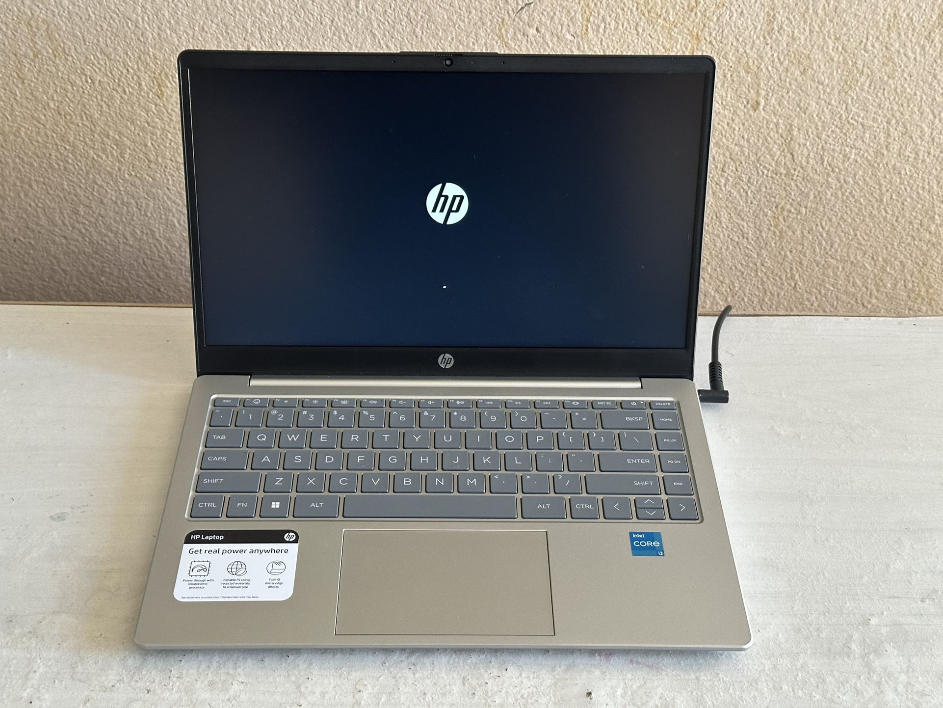 BRAND NEW HP 14 LAPTOP MINT CONDITION ORIGINAL BOX INCLUDED!!