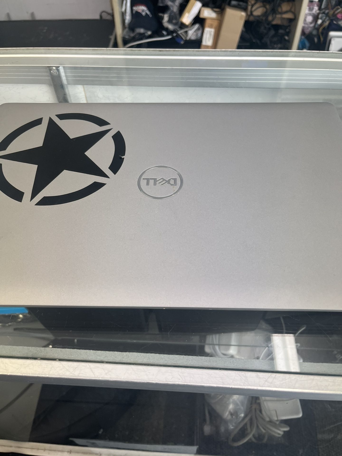 Dell Precision 3571