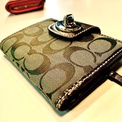 Coach Forest Green Signature Bifold Wallet