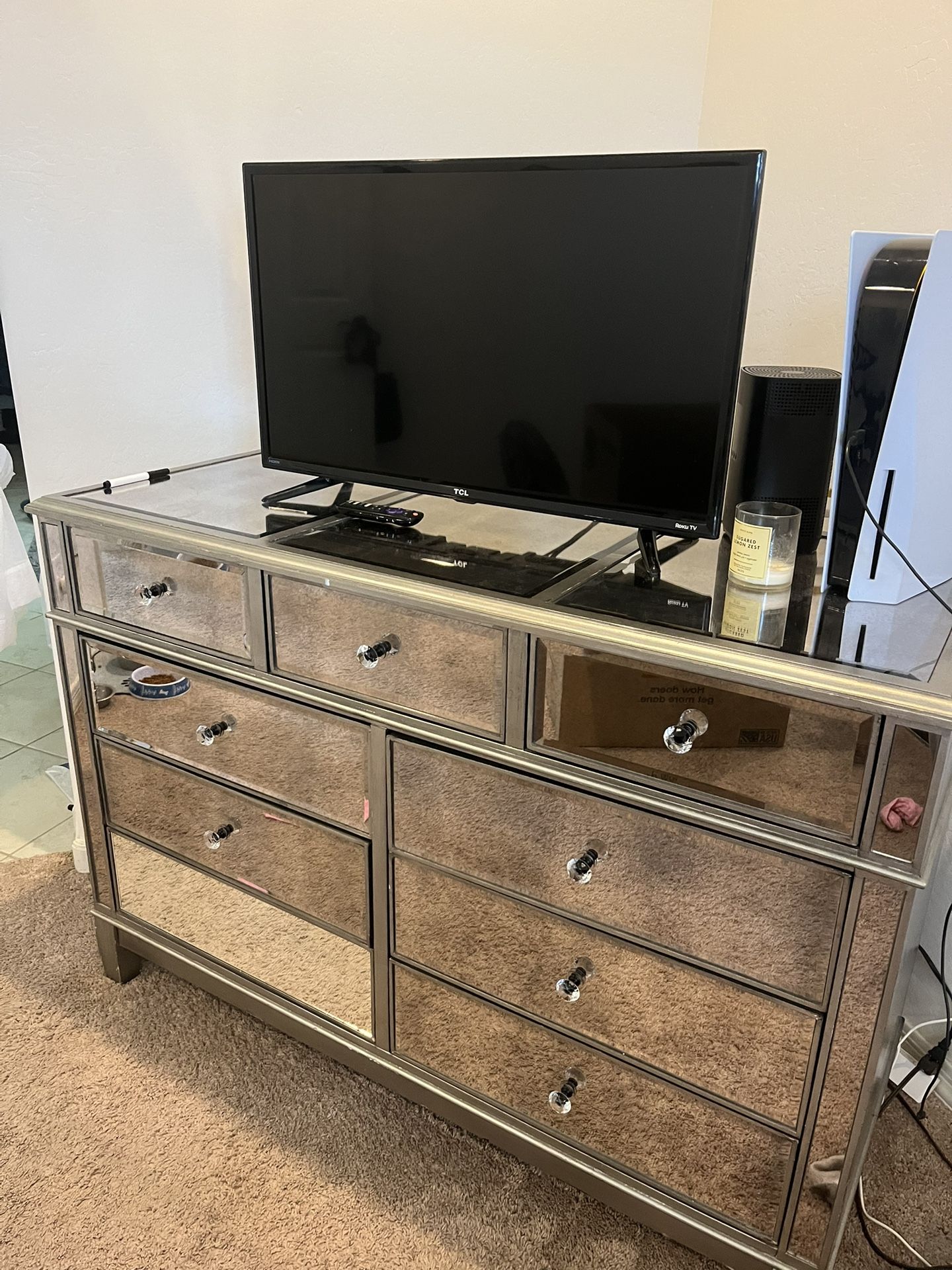 Dresser