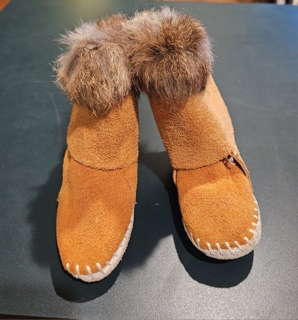 Baby Suede Moccasin Booties, size 0