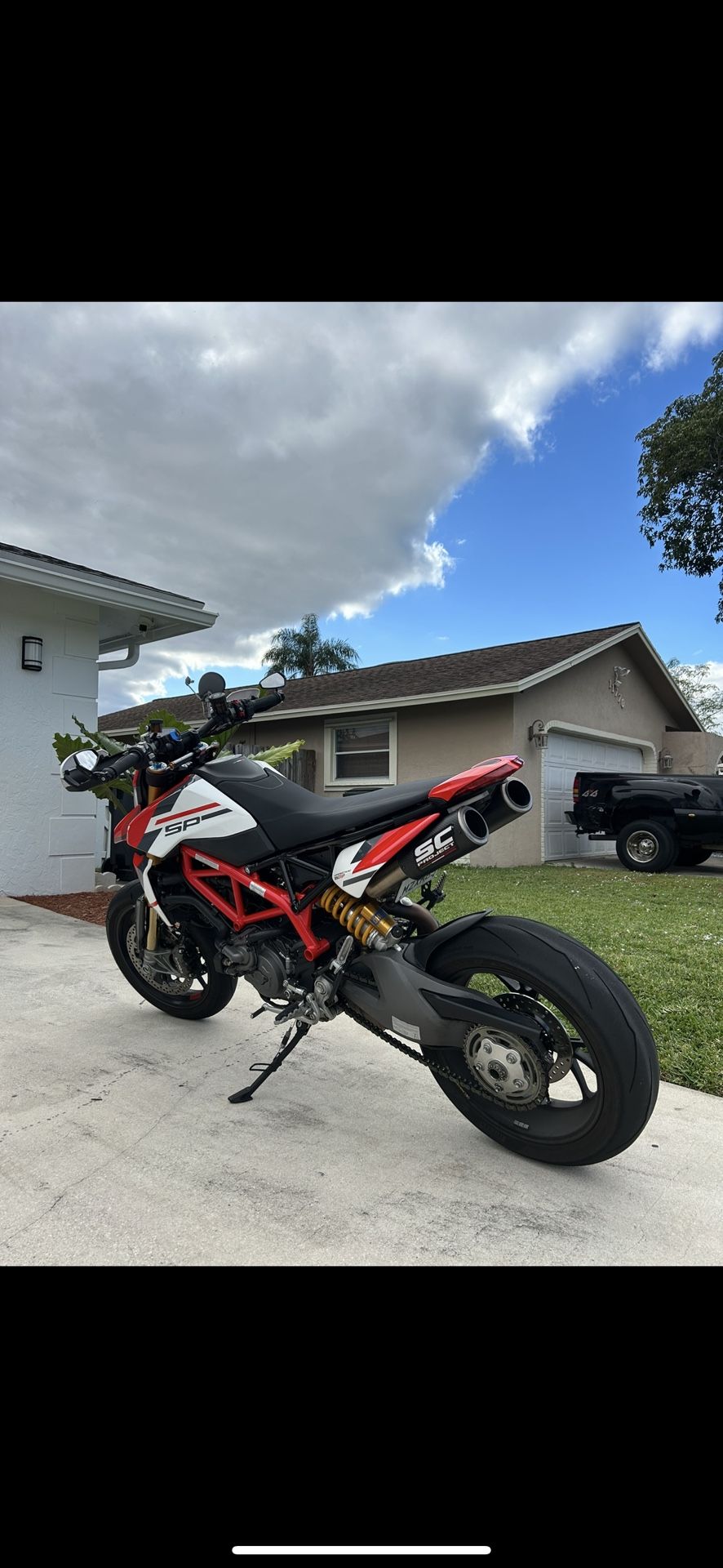 2023 Ducati Hypermotard 950