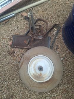 Wheelbarrow parts