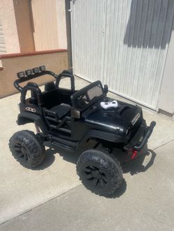 Electric car for kids w/remote