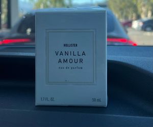 Hollister Vanilla Amour Perfume