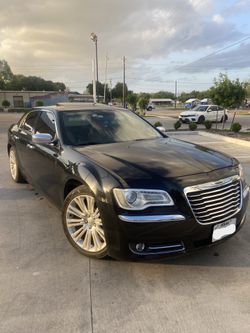 2011 Chrysler 300 Limited 60k Miles