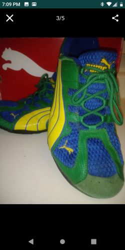 Mens size 10 Puma shoes