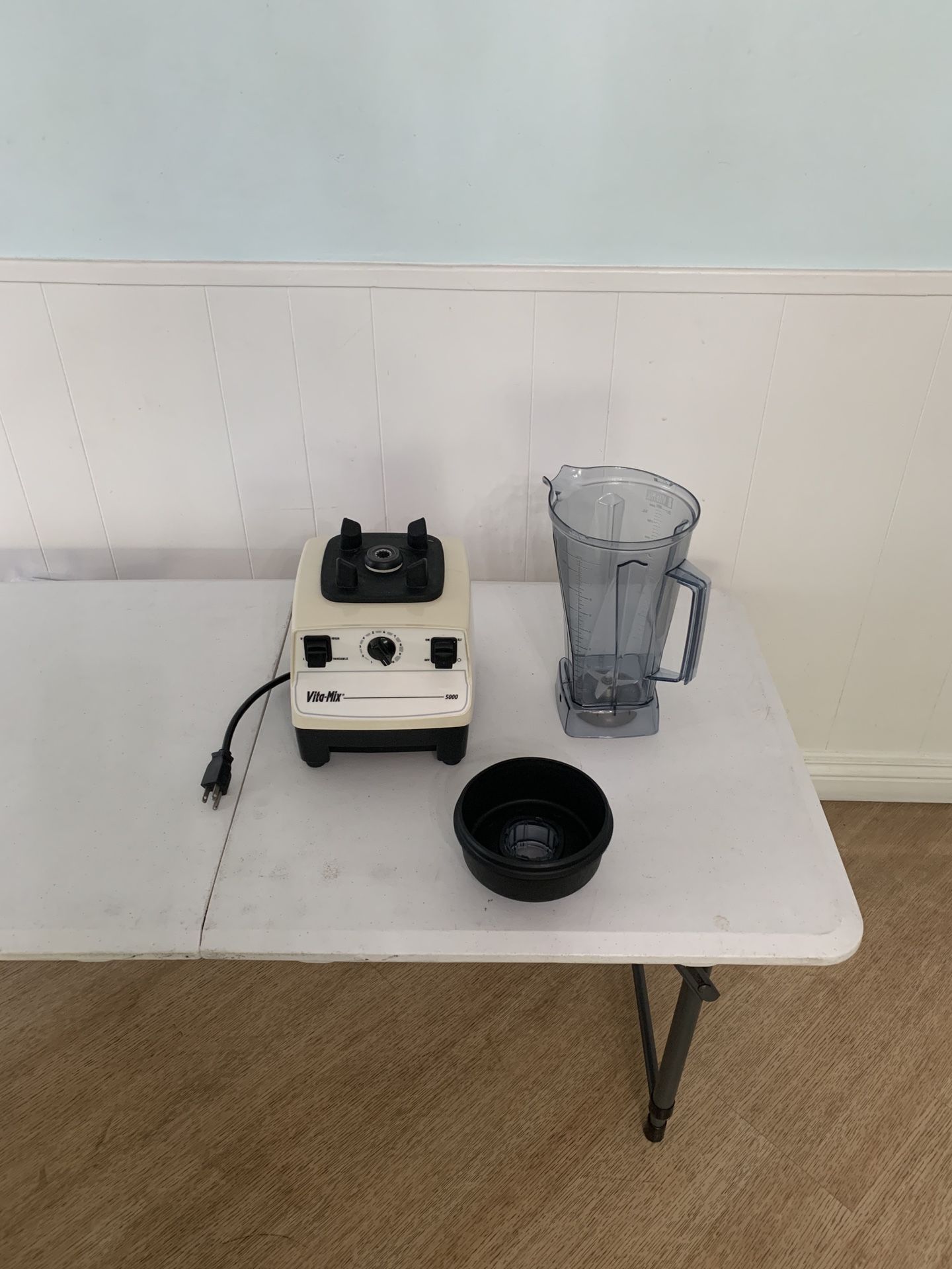 VITA-MIX 5000 PROFESSIONAL BLENDER