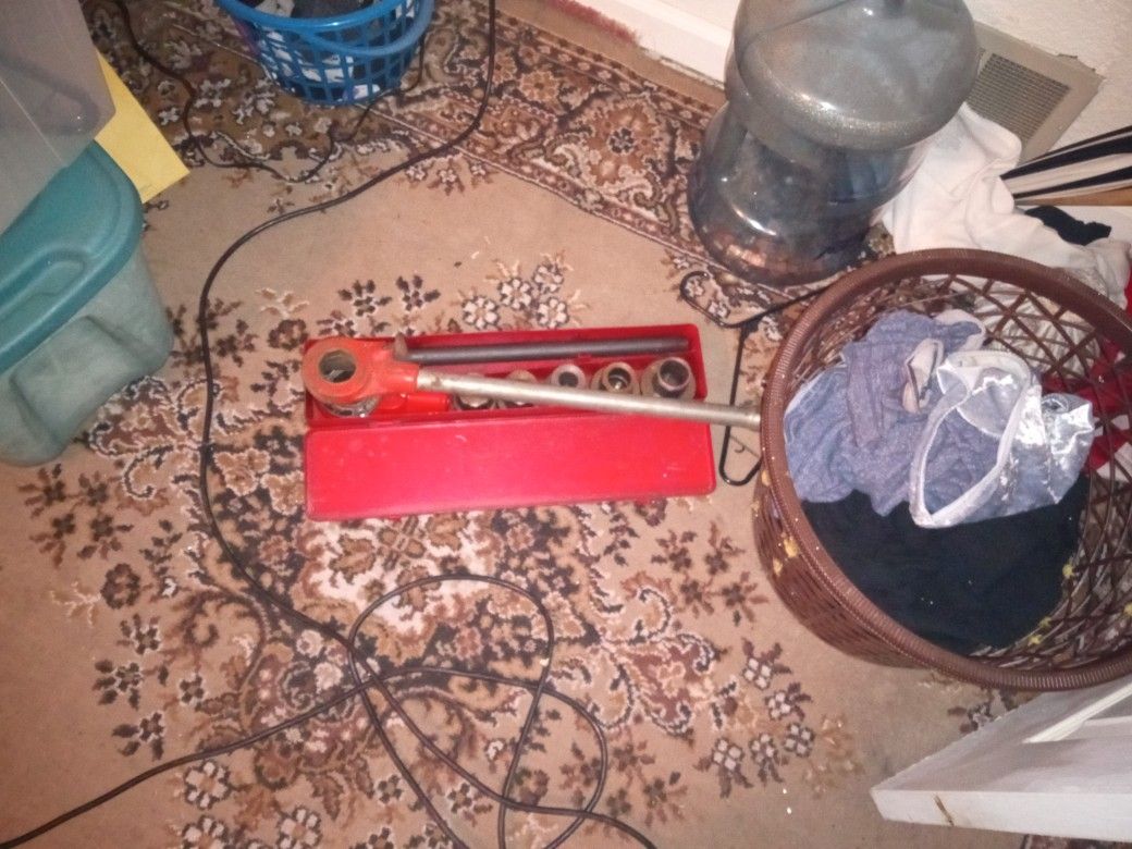 Pipe Tool.
