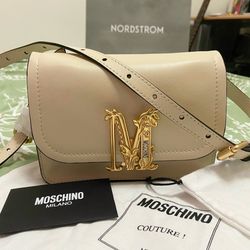 Moschino bag