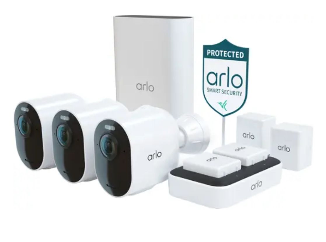 New Arlo Arlo - Ultra 2 Spotlight 3-Camera Security Bundle Indoor/Outdoor Wireless 4K Security System - White