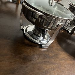 Stainless steel chaffing dish
