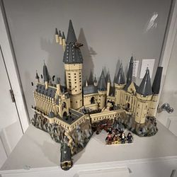 Lego harry potter Hogwarts castle (and other  sets)