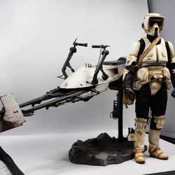 Hot Toys Scout trooper and Speeder Bike with Grogu