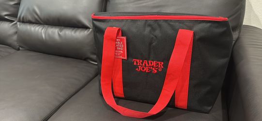 Trader joe large insulated new bag