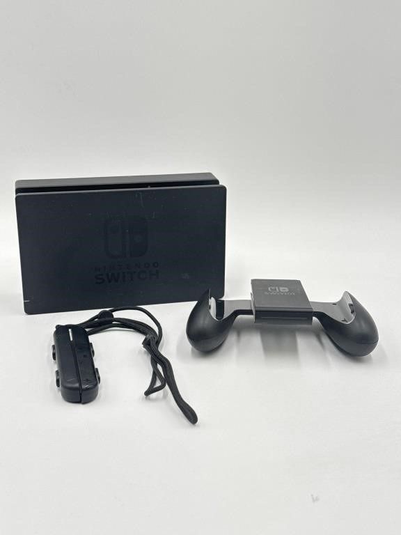 Nintendo Switch Docking Station & Controller