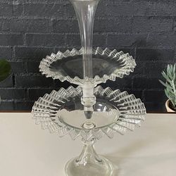 Antique Victorian Ruffled Art Glass Centerpiece, c.1920’s
- Delivery Available