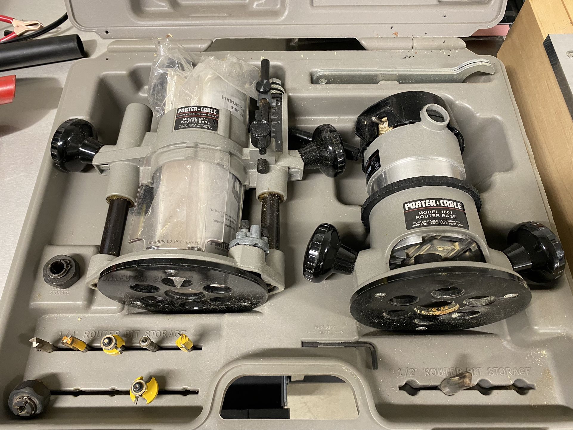 Porter Cable 6902 Router With Accessories